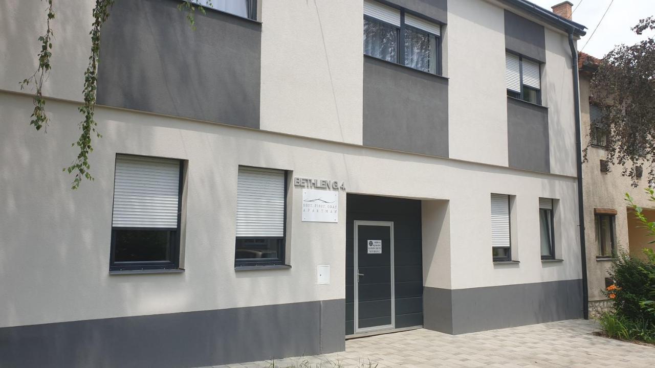 Ferienwohnung Bfg Apartman Erlau Exterior foto